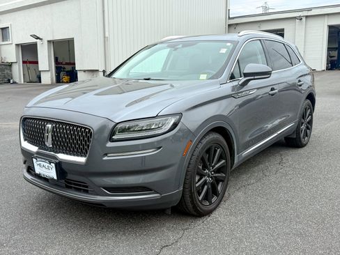 Used 2023 Lincoln Nautilus Reserve w/ Monochromatic Package AWD/4WD image 3