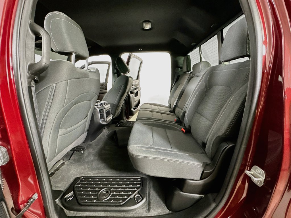 Used 2021 RAM 1500 Big Horn RWD image 16