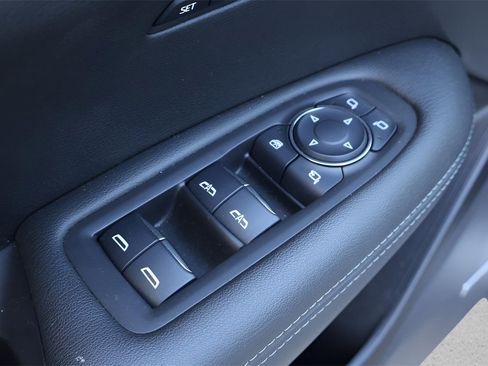 Used 2023 Cadillac XT6 Premium Luxury image 12