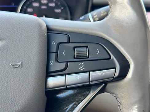 Used 2020 Cadillac XT6 Premium Luxury image 19