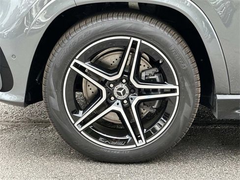 New 2026 Mercedes-Benz GLS 450 4MATIC image 8