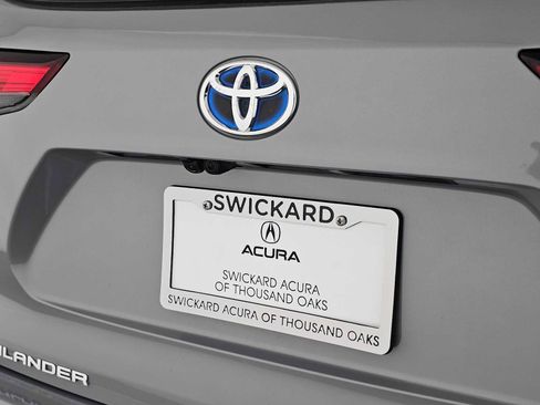 Used 2022 Toyota Highlander Bronze Edition image 14