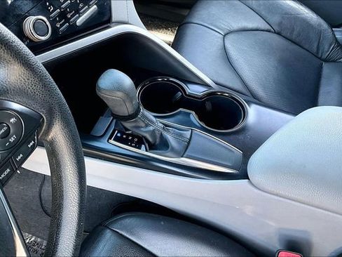 Used 2019 Toyota Camry LE image 15