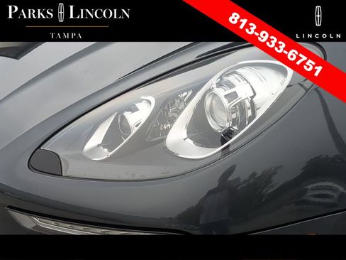 Used 2017 Porsche Macan S image 14