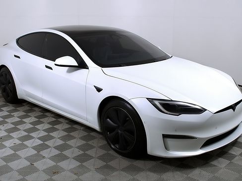 Used 2023 Tesla Model S AWD/4WD image 6