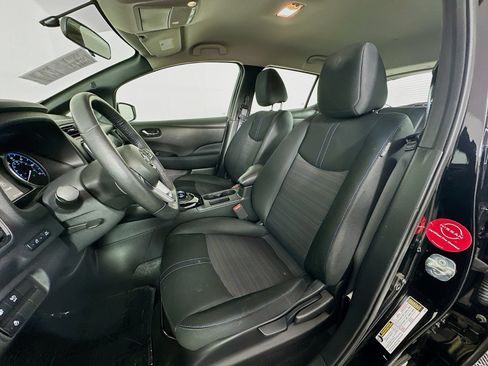 Used 2019 Nissan Leaf SV w/ SV All Weather Package FWD image 21