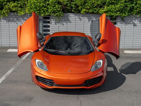 Used 2012 McLaren MP4-12C Coupe image 2
