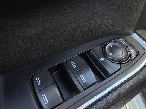 Used 2023 Chevrolet Silverado 1500 LT Trail Boss w/ Protection Package image 11