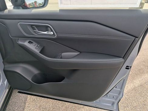 New 2026 Nissan Rogue Platinum w/ Platinum Premium Package AWD/4WD image 32