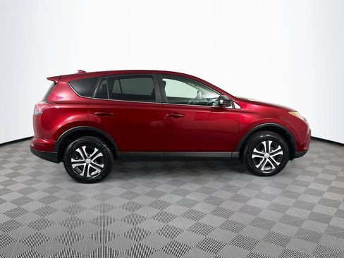 Used 2018 Toyota RAV4 LE w/ All Weather Liner Package FWD image 8