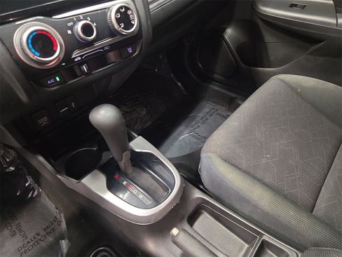 Used 2016 Honda Fit EX image 24
