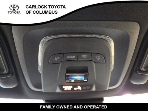 Used 2026 Toyota Corolla SE FWD image 29