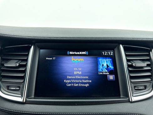 Used 2021 INFINITI QX50 Luxe w/ Appearance Package image 6