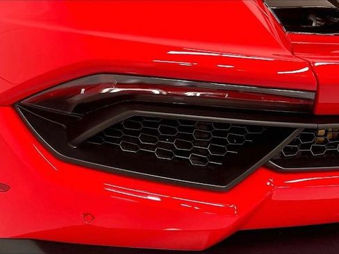 Used 2017 Lamborghini Huracan LP 580-2 RWD image 23