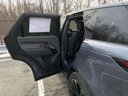 New 2026 Land Rover Range Rover Sport SE image 12