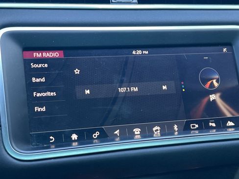 Used 2020 Land Rover Range Rover Evoque S AWD/4WD image 18