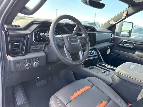New 2026 GMC Sierra 2500 AT4 w/ AT4 Premium Plus Package AWD/4WD image 19