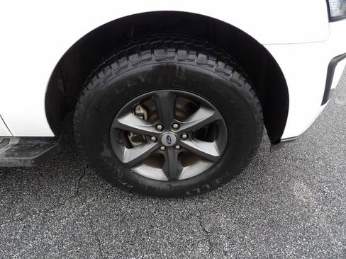 Certified 2020 Ford Expedition XLT w/ Equipment Group 202A image 9