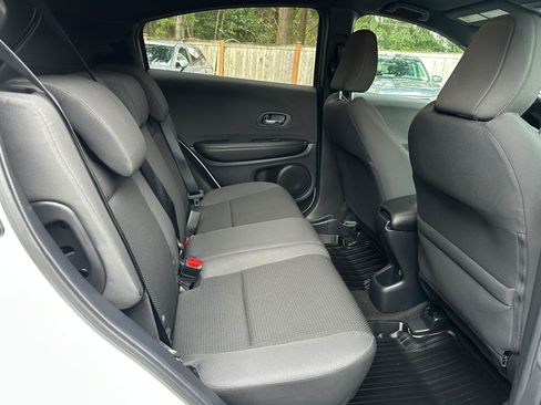 Used 2022 Honda HR-V Sport image 11