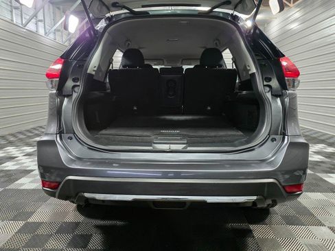 Used 2020 Nissan Rogue S image 34