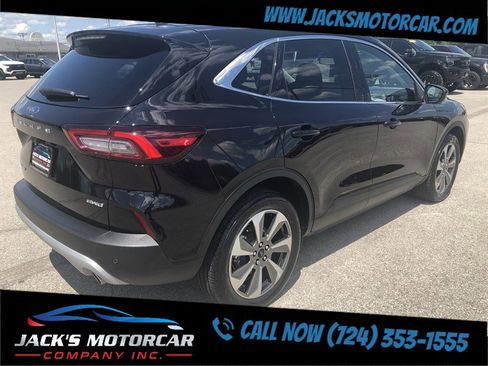 Used 2023 Ford Escape Platinum image 8