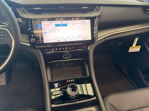 New 2026 Jeep Grand Cherokee L Limited AWD/4WD image 26