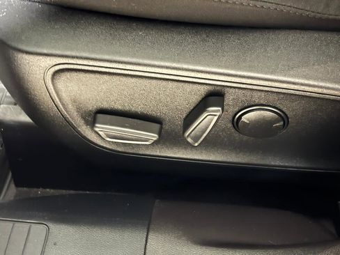 Used 2023 Ford Escape Active w/ Tech Pack #2 image 19