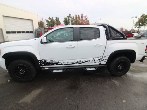 Used 2016 GMC Canyon SLE w/ Trailering Package image 3