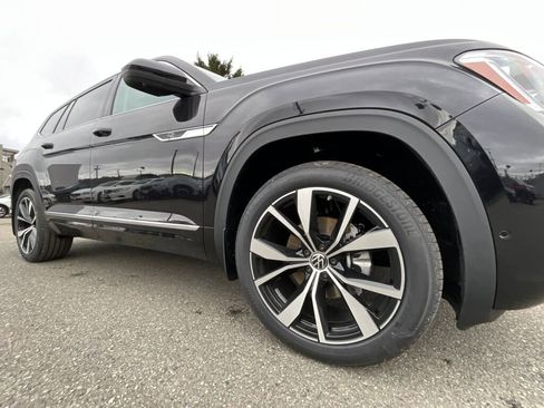 New 2026 Volkswagen Atlas SEL Premium R-Line image 11