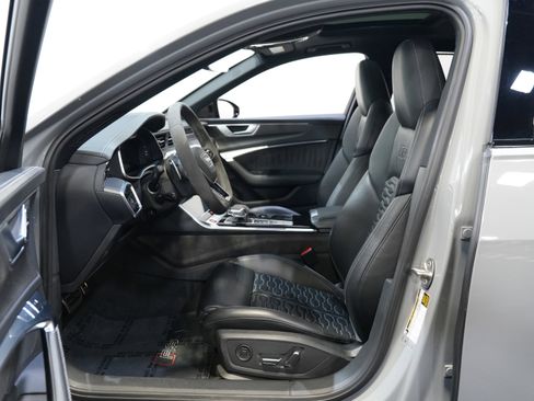 Used 2021 Audi RS 6 AVANT WAGON 4D image 34