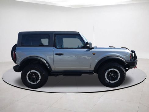 Certified 2023 Ford Bronco Badlands image 8