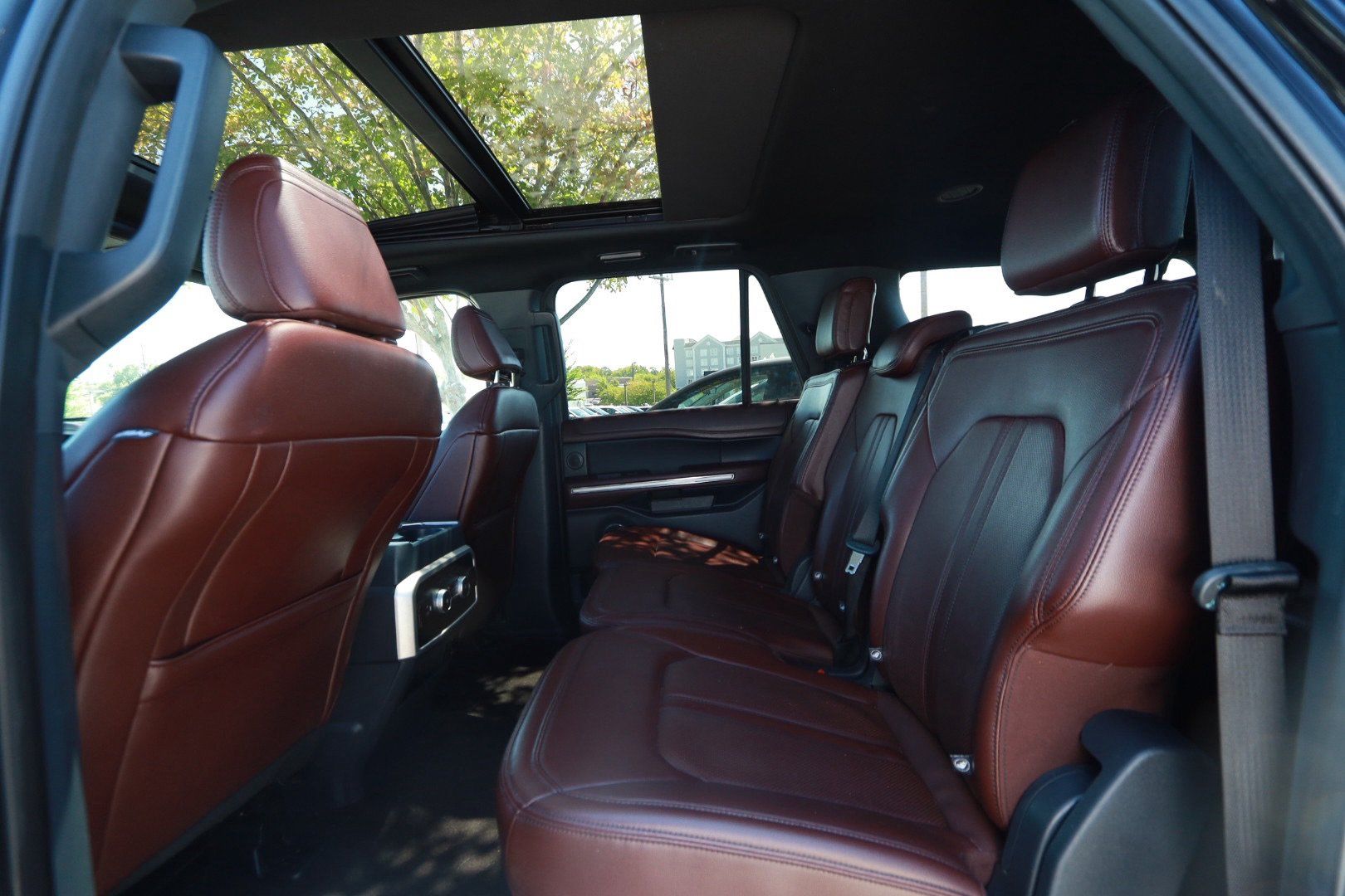Used 2023 Ford Expedition Max Limited RWD image 24