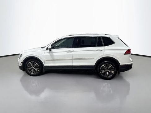 Used 2018 Volkswagen Tiguan SEL Premium AWD/4WD image 9