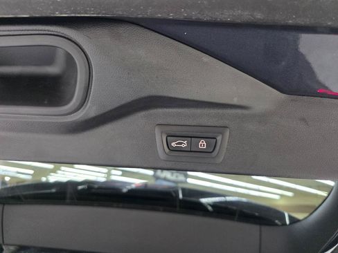 Used 2020 BMW X5 xDrive40i w/ Premium Package AWD/4WD image 17