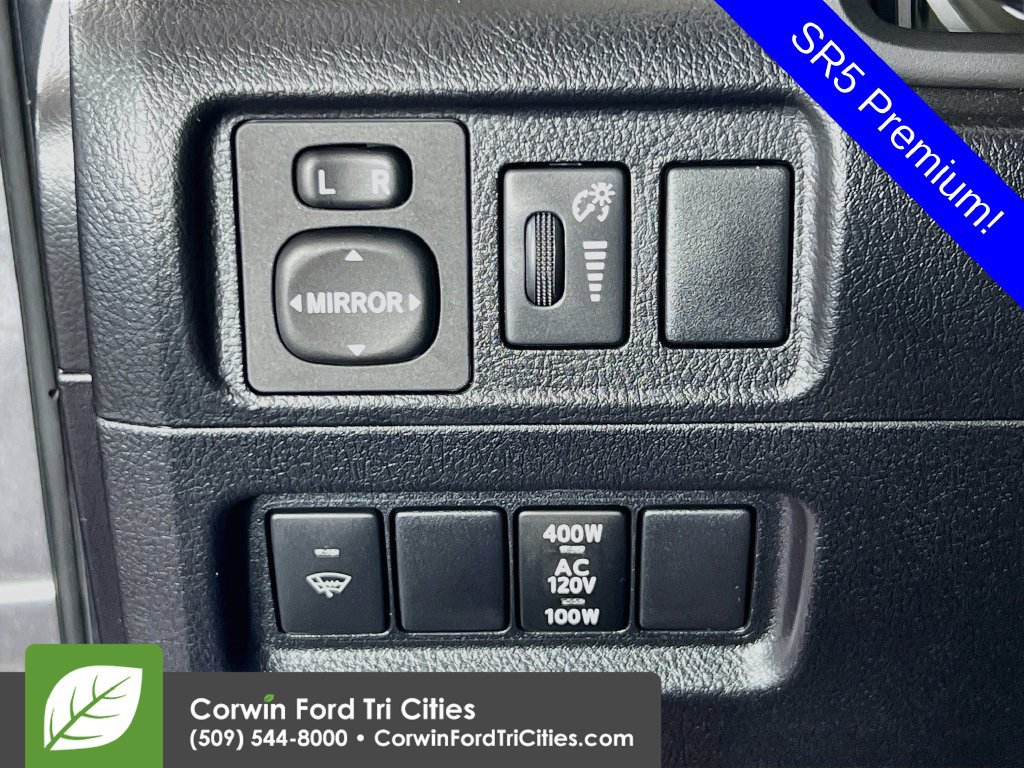Used 2018 Toyota 4Runner SR5 Premium AWD/4WD image 19
