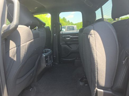 Used 2025 RAM 1500 Big Horn AWD/4WD image 4