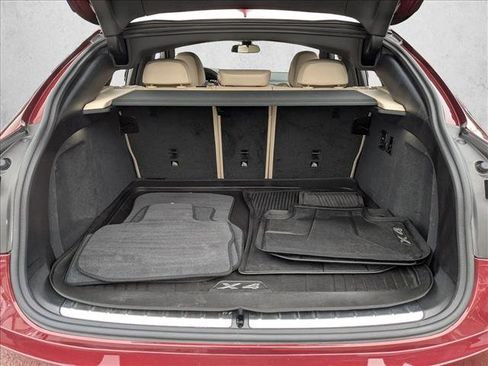 Certified 2025 BMW X4 M40i w/ Premium Package image 6