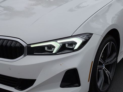 Used 2023 BMW 330i Sedan w/ Driving Assistance Package image 6