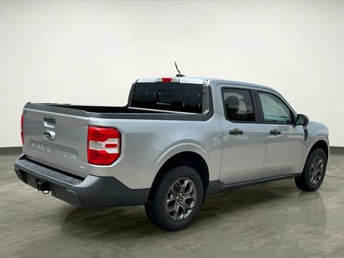 Certified 2022 Ford Maverick XLT w/ Equipment Group 300A Standard AWD/4WD image 7