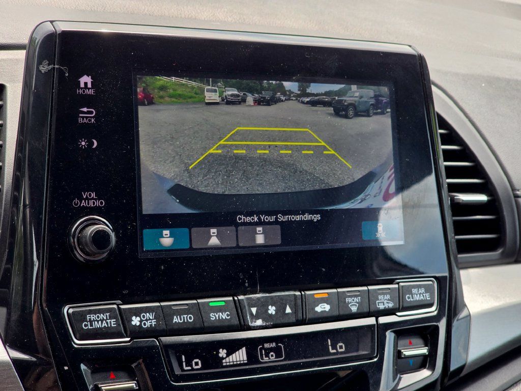 Used 2023 Honda Odyssey Sport image 9