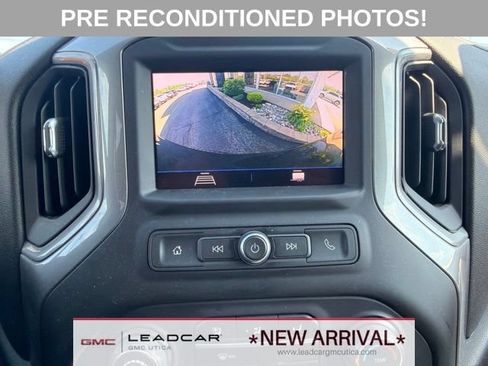 Used 2020 Chevrolet Silverado 1500 Custom w/ Custom Value Package AWD/4WD image 24