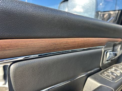 Used 2016 RAM 2500 Laramie image 10