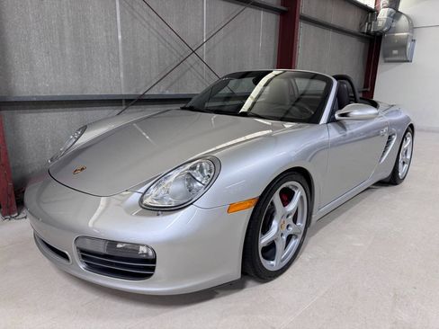 Used 2006 Porsche Boxster S RWD image 3