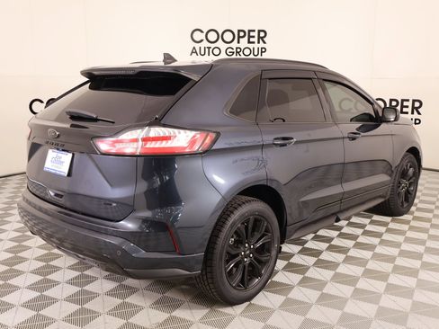 Used 2022 Ford Edge SE w/ Black Appearance Package AWD/4WD image 19