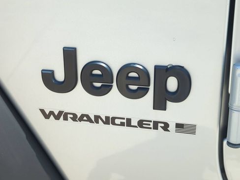 Used 2023 Jeep Wrangler Sport AWD/4WD image 5