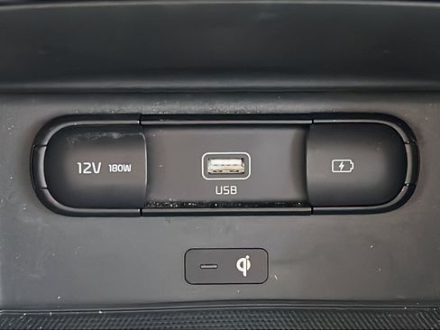 Used 2022 Kia Telluride EX FWD image 19