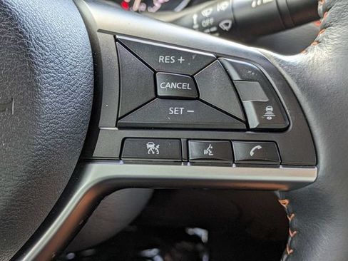 Certified 2025 Nissan Sentra SR w/ SR Premium Package FWD image 27
