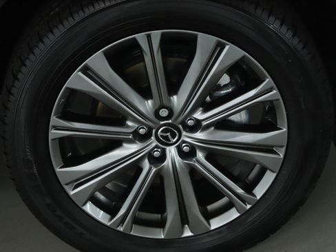 Certified 2025 MAZDA CX-5 Signature image 10