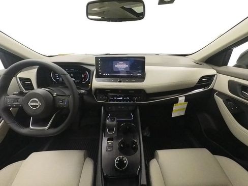 Used 2024 Nissan Rogue SL w/ SL Premium Package AWD/4WD image 17