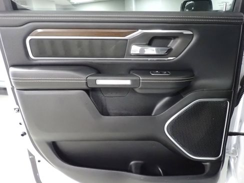 Used 2021 RAM 1500 Laramie image 10